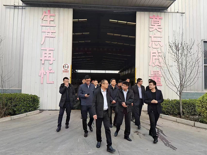 市委办公室常务副主任齐祥灿一行来到乐康医疗集团调研企业创新发展情况(图6)
