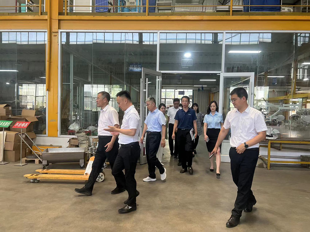 2023年6月27日（周二）上午，崔市长来乐康医疗集团调研(图6)