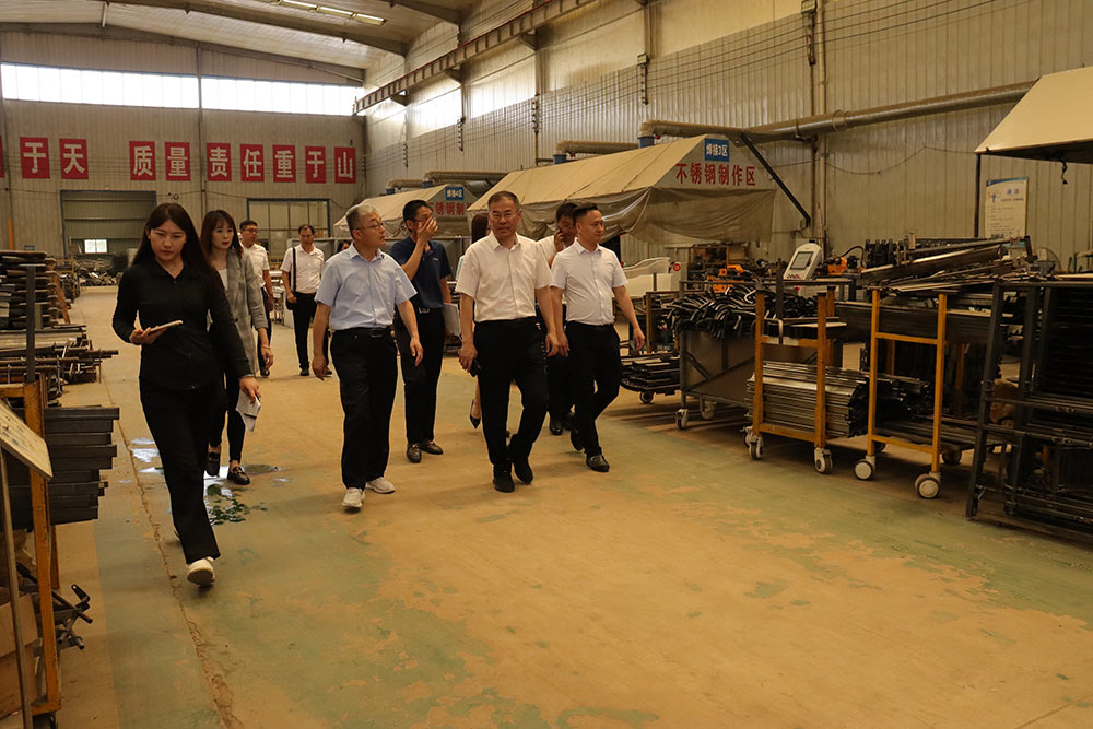 2023年6月27日（周二）上午，崔市长来乐康医疗集团调研(图4)