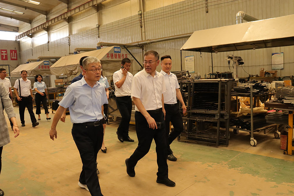 2023年6月27日（周二）上午，崔市长来乐康医疗集团调研(图7)